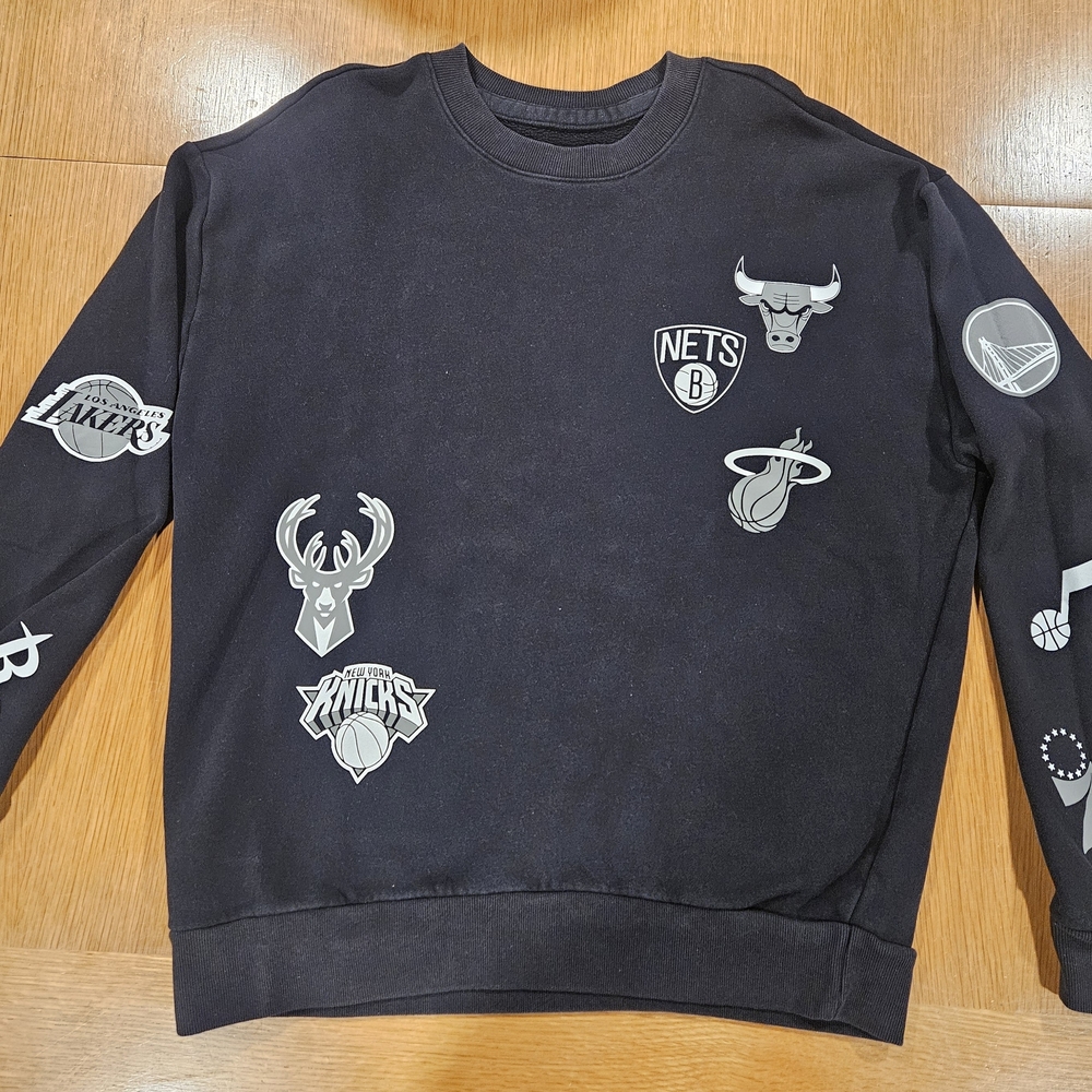 Hollister Black NBA Logo Crewneck Sweater